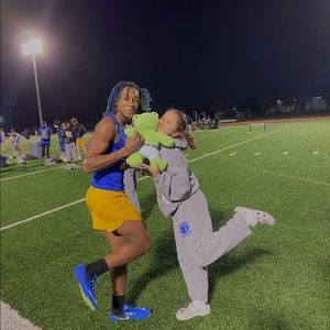 Meet your Posher, Isabelle